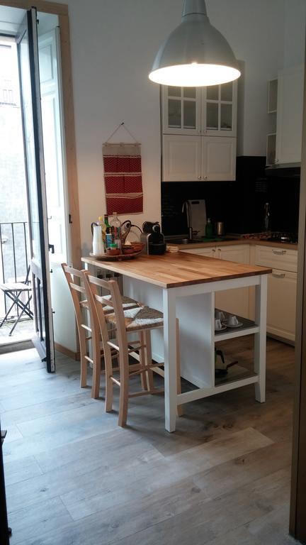 I Vespri Bed & Breakfast Catania Bagian luar foto